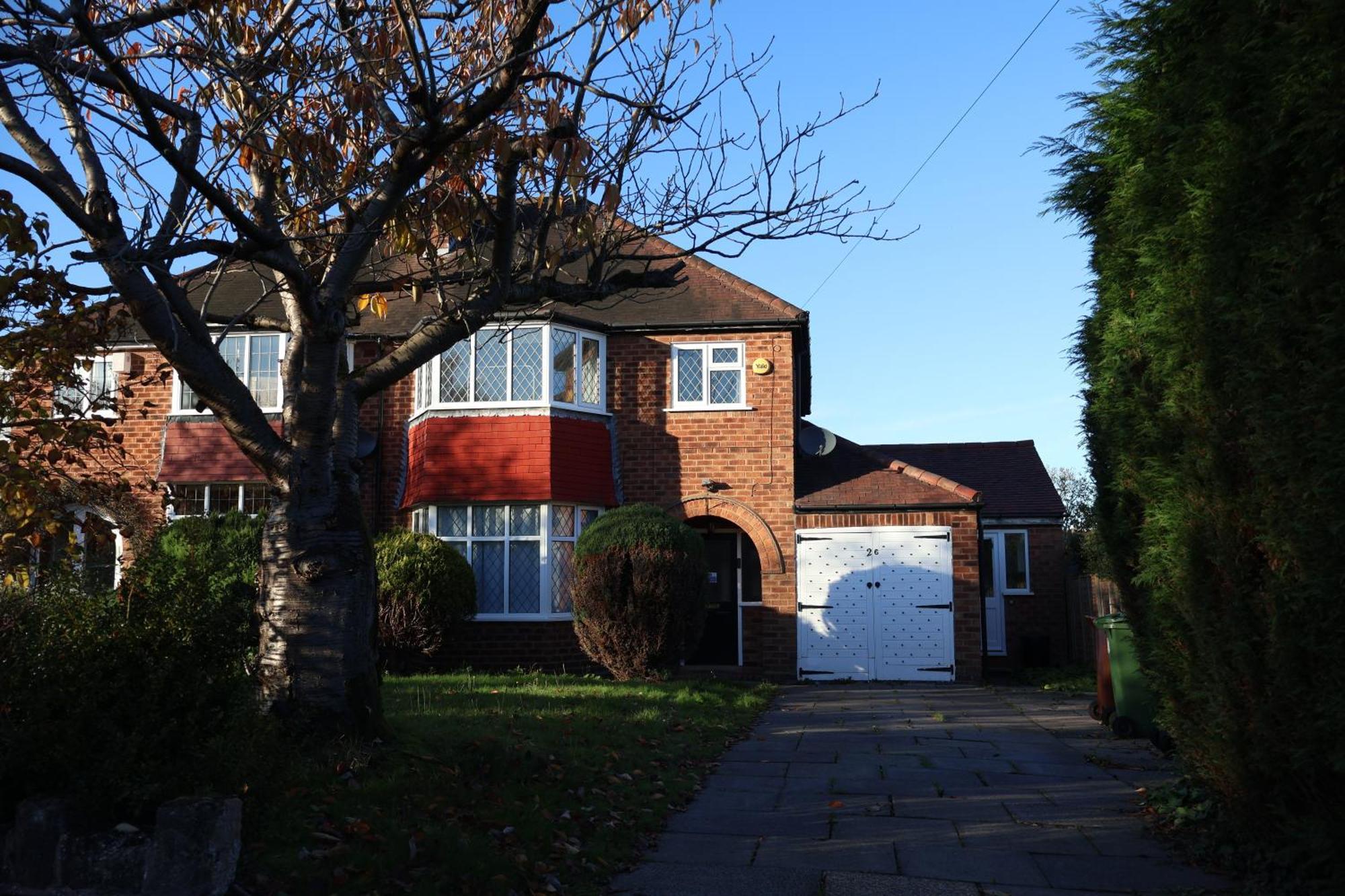 Spacious 4 Bed Home Near Nec, Jlr & Airport Parking For 3 Cars Ideal For Contractors! Solihull Exterior foto